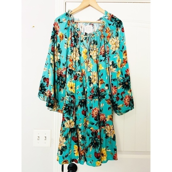 Johnny Was Tulum Relaxed Floral Tiered Minidress - Picture 3 of 9